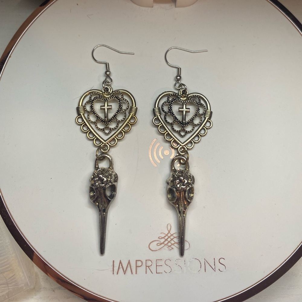 Gothic earrings - Picture 3 of 8